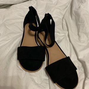 Black torrid teardrop mini heels